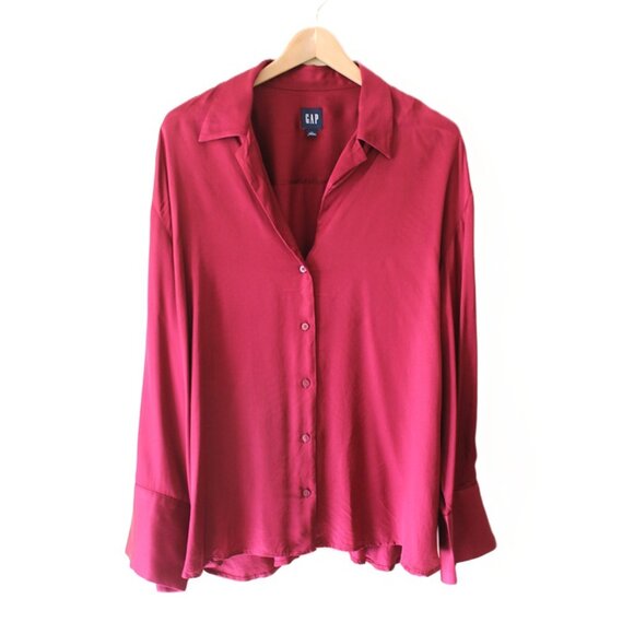 GAP Relaxed Satin Shirt in Red Delicious, Size L - Picture 2 of 11